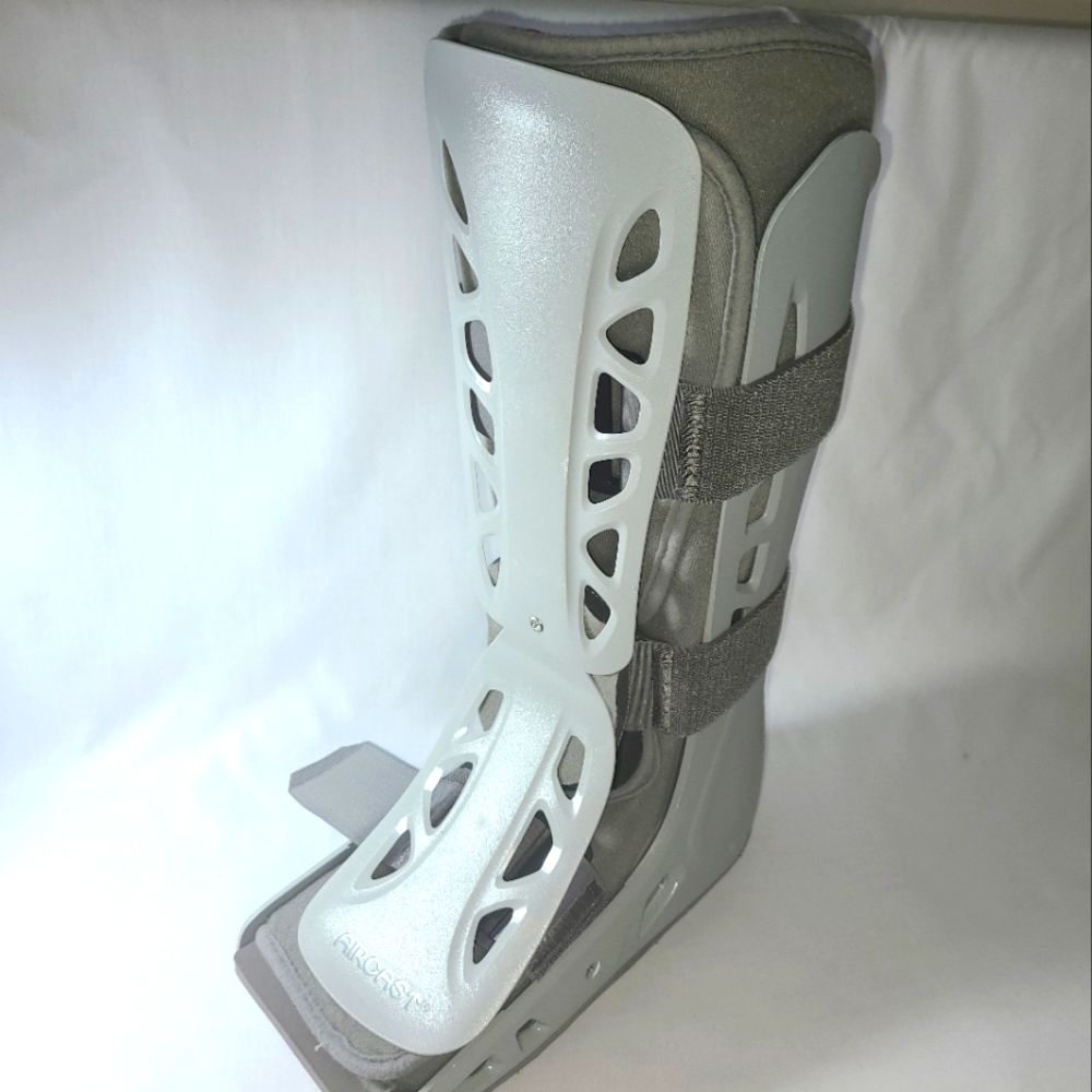 Aircast AirSelect Walking Boot/Brace